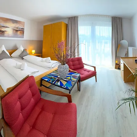 Ascona Frisch Renoviert In Bester Lage, Nahe Autobahn, Kurpark Und Classica Ξενοδοχείο