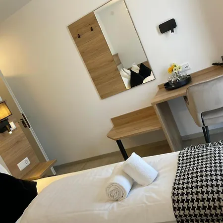 Ascona Frisch Renoviert In Bester Lage, Nahe Autobahn, Kurpark Und Classica 3* Bad Krozingen
