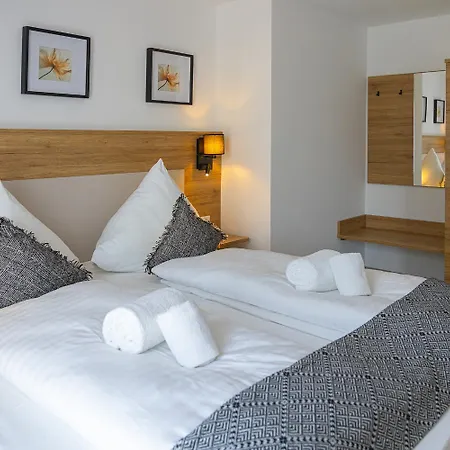 Ascona Frisch Renoviert In Bester Lage, Nahe Autobahn, Kurpark Und Classica 3* Bad Krozingen