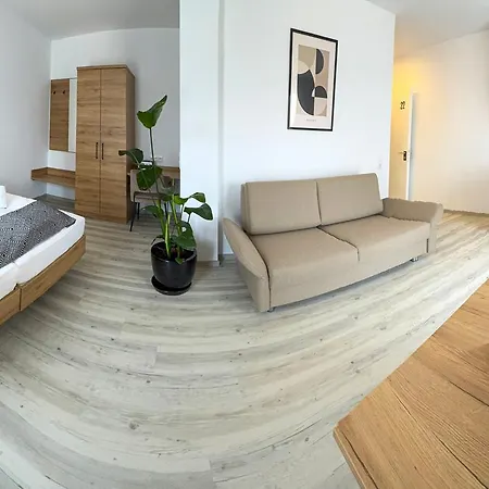 Ascona Frisch Renoviert In Bester Lage, Nahe Autobahn, Kurpark Und Classica Bad Krozingen