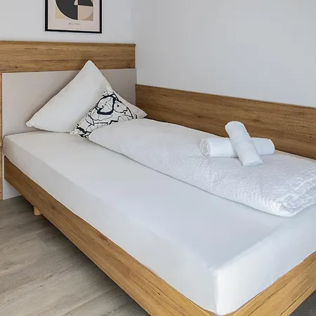 Ξενοδοχείο Ascona Frisch Renoviert In Bester Lage, Nahe Autobahn, Kurpark Und Classica 3*