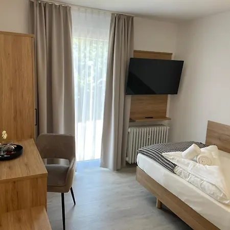 Ascona Frisch Renoviert In Bester Lage, Nahe Autobahn, Kurpark Und Classica Ξενοδοχείο 3*